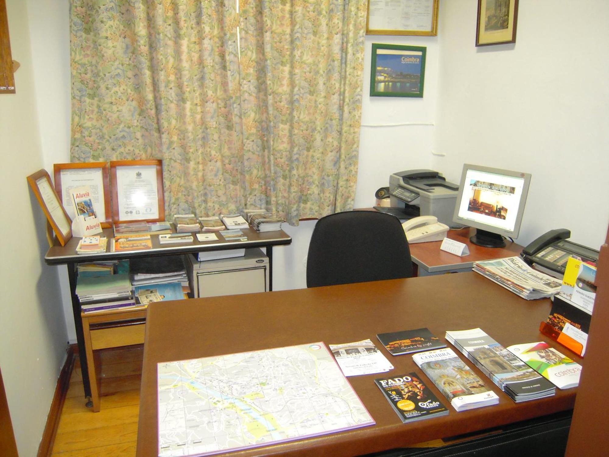 קוימברה Guesthouse Lusa Atenas מראה חיצוני תמונה